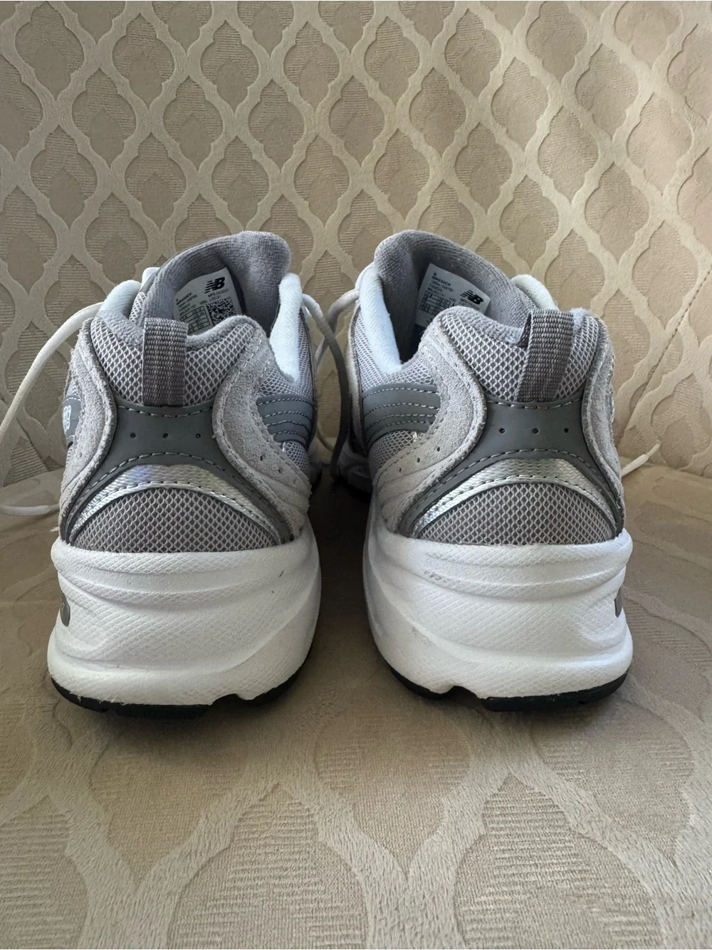 New Balance 574 Gray Sneakers – Women’s 9